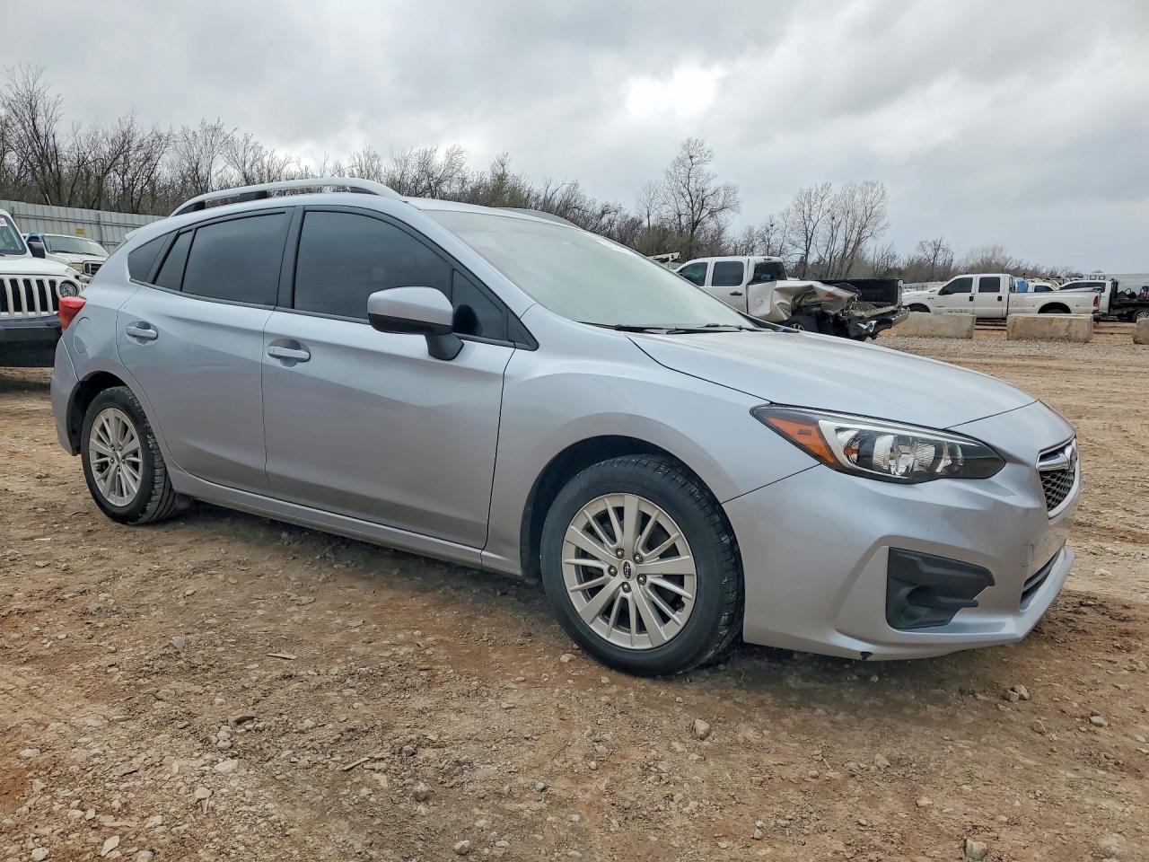 2018 Subaru Impreza Premium - zdjęcie 4