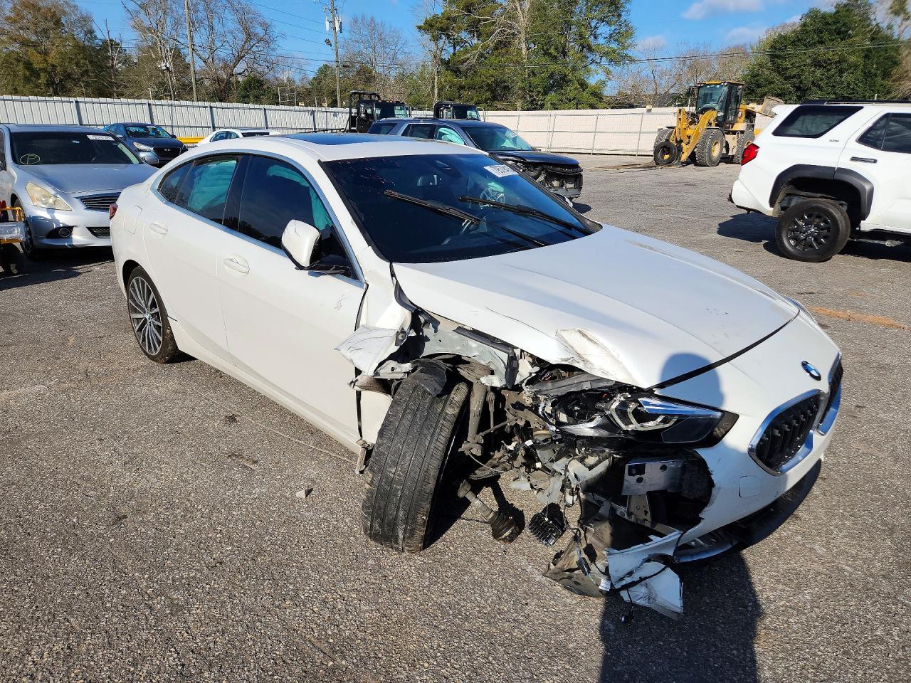 2021 BMW 228Xi - zdjęcie 4