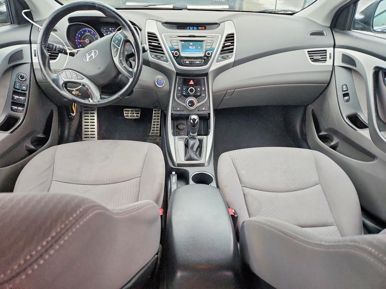 2016 Hyundai Elantra Sport - zdjęcie 8