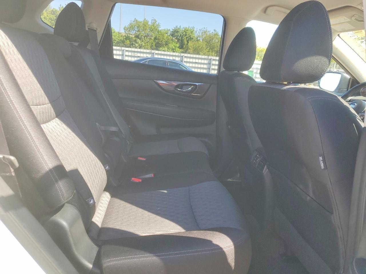 2020 Nissan Rogue Sv - zdjęcie 11