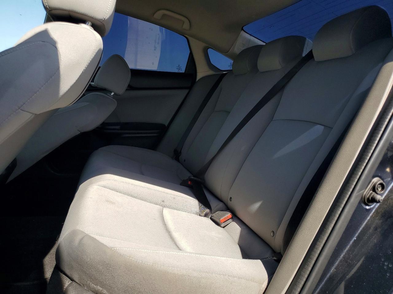 2017 Honda Civic Lx - zdjęcie 10