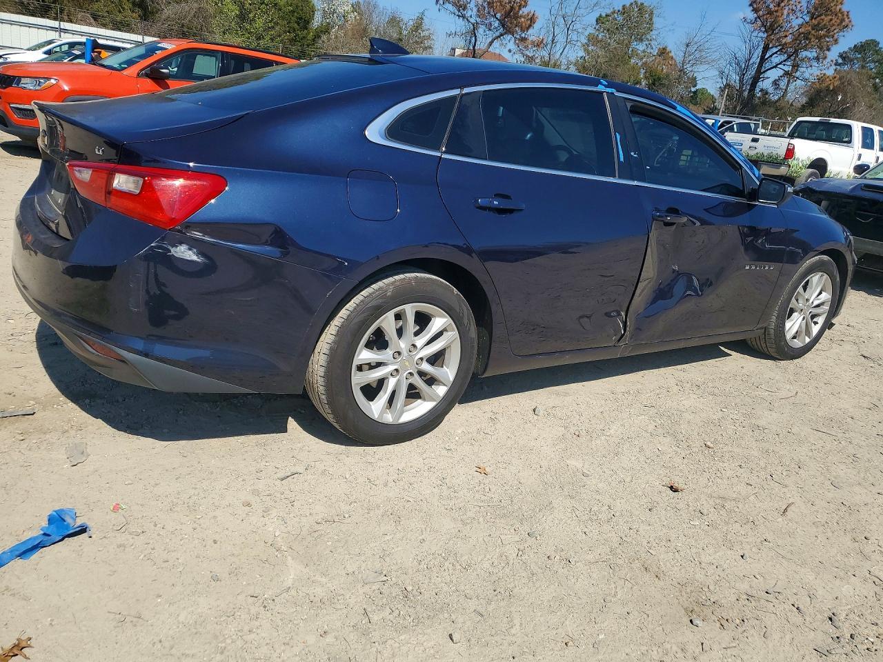 2016 Chevrolet Malibu Lt - zdjęcie 3