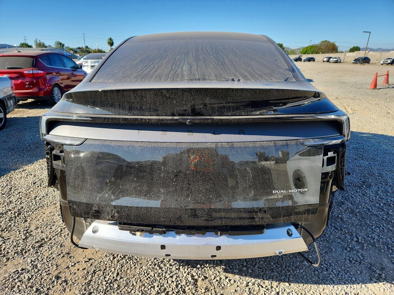2026 Tesla Model Y - zdjęcie 6
