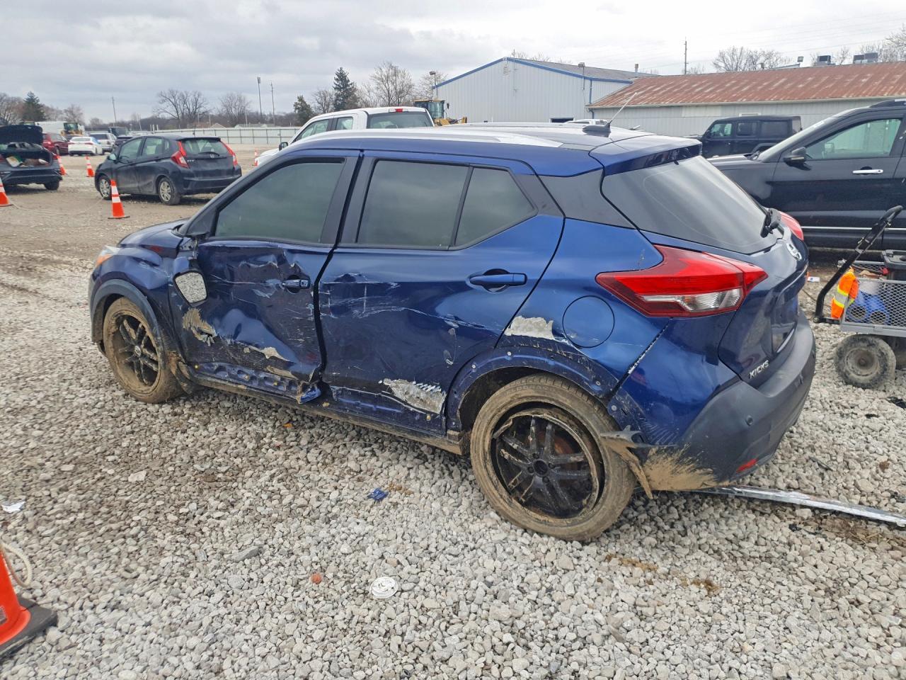 2020 Nissan Kicks Sv - zdjęcie 2