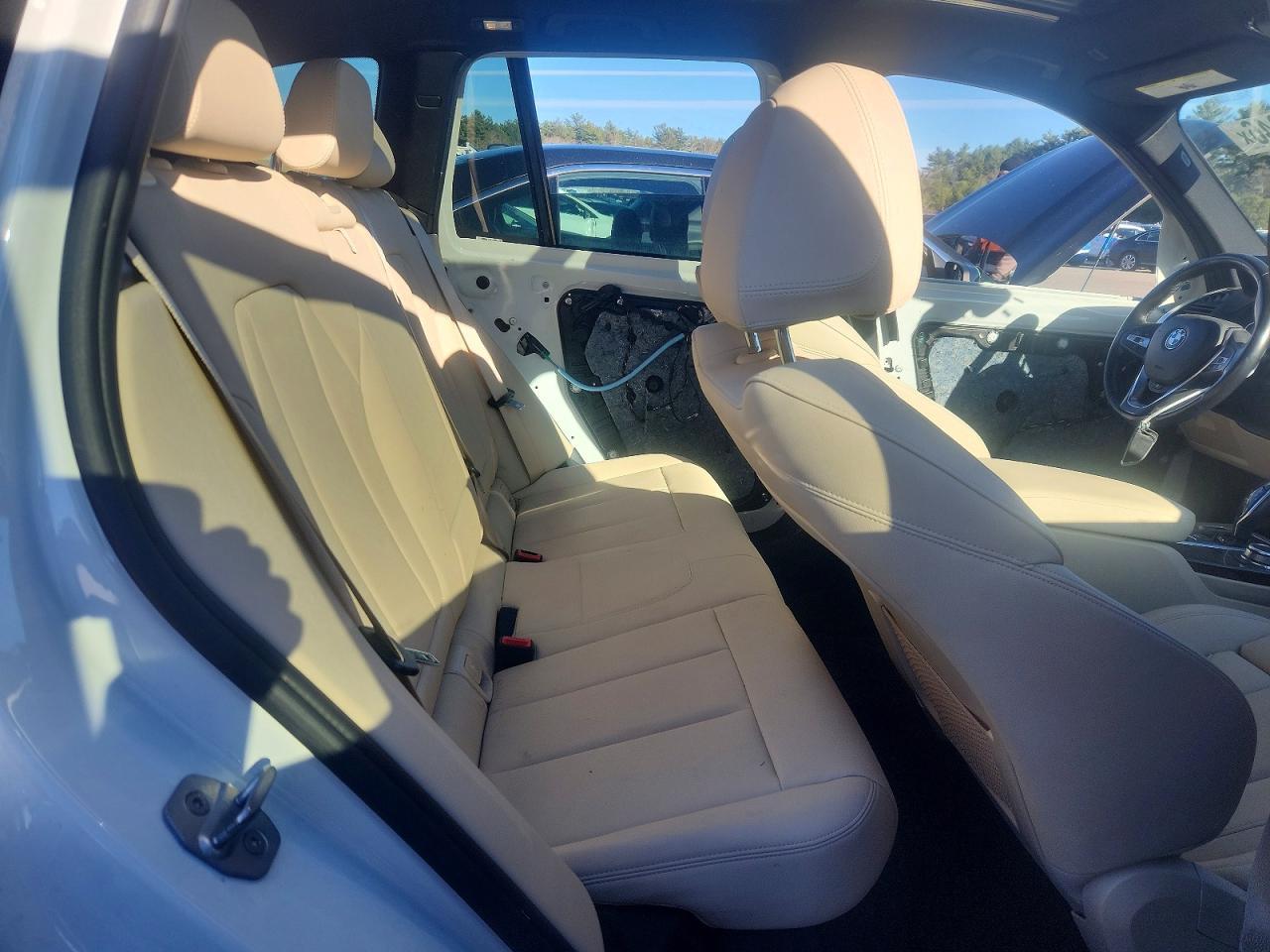 2020 BMW X3 xDrive30I - zdjęcie 11