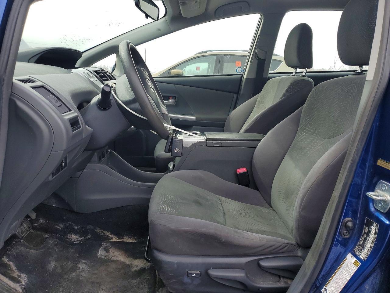 2014 Toyota Prius V Two - zdjęcie 7