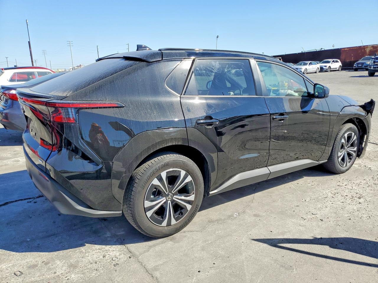 2025 Toyota Bz4X Xle - zdjęcie 3