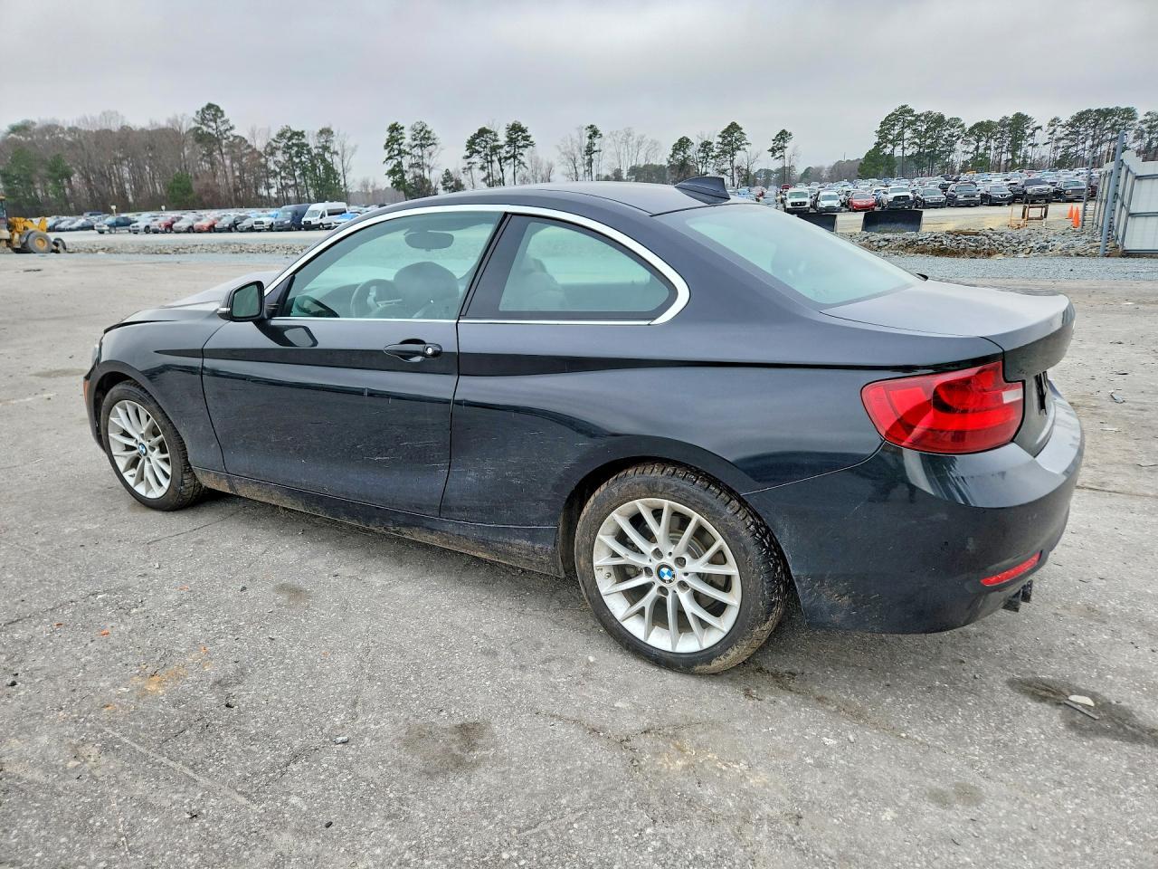 2016 BMW 228I - zdjęcie 2