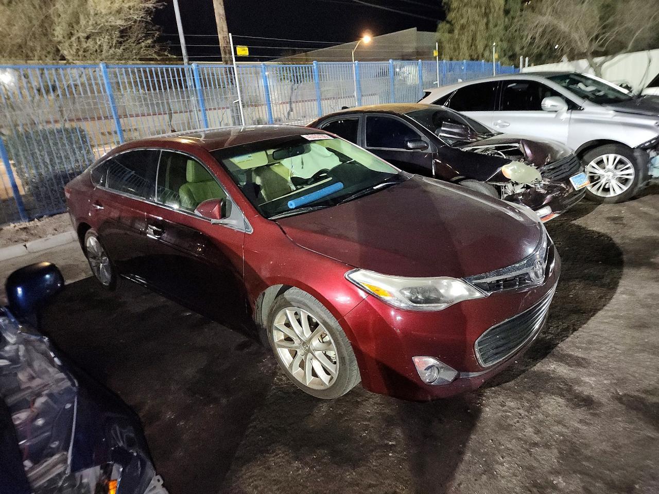 2013 Toyota Avalon Limited - zdjęcie 4
