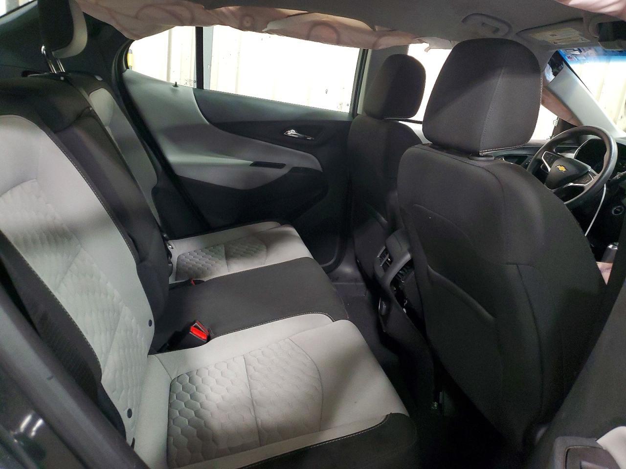2018 Chevrolet Equinox Ls - zdjęcie 11