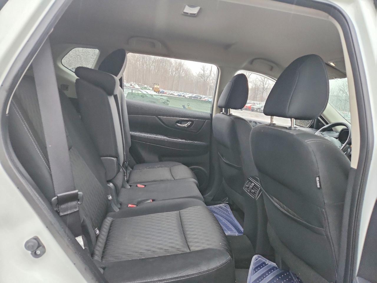 2019 Nissan Rogue Sv - zdjęcie 11