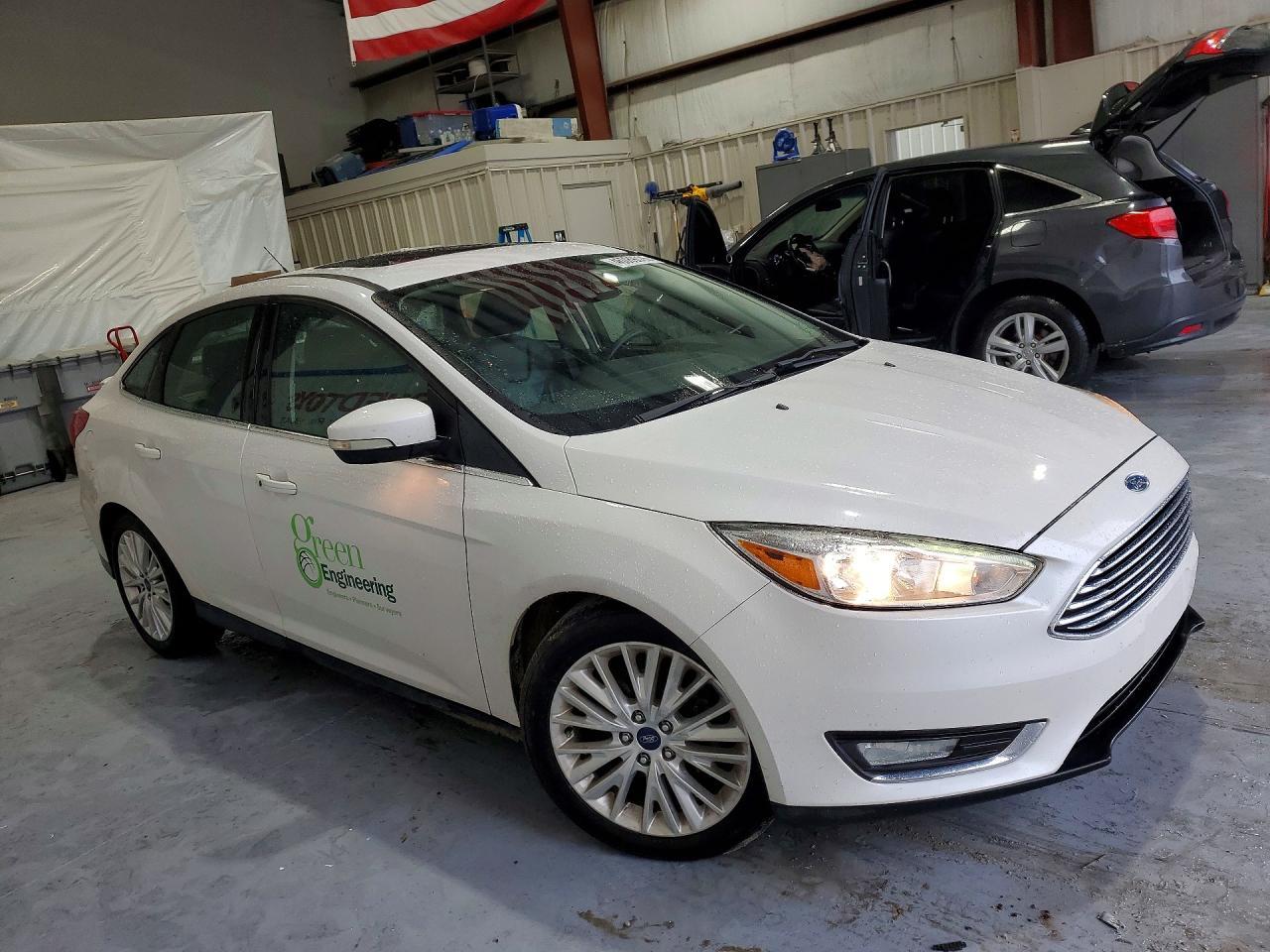 2018 Ford Focus Titanium - zdjęcie 4