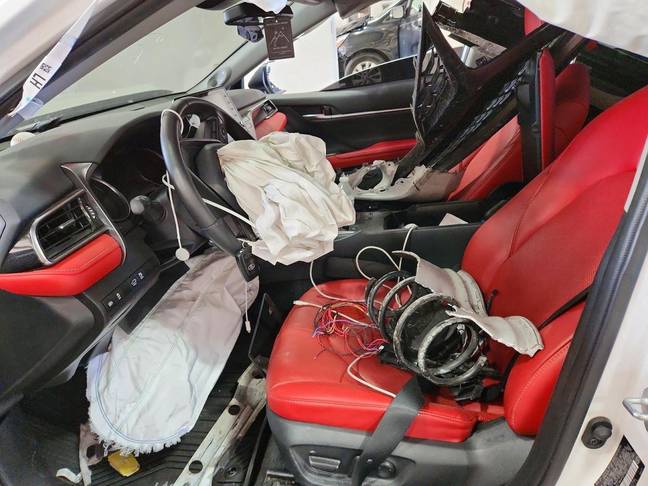 2023 Toyota Camry Xse V6 - zdjęcie 7