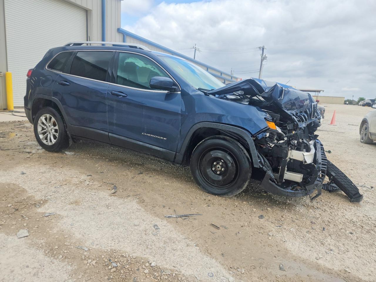 2019 Jeep Cherokee Latitude - zdjęcie 4