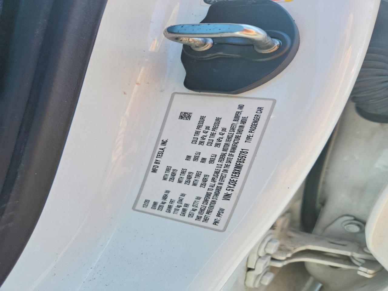 2021 Tesla Model 3 - zdjęcie 12