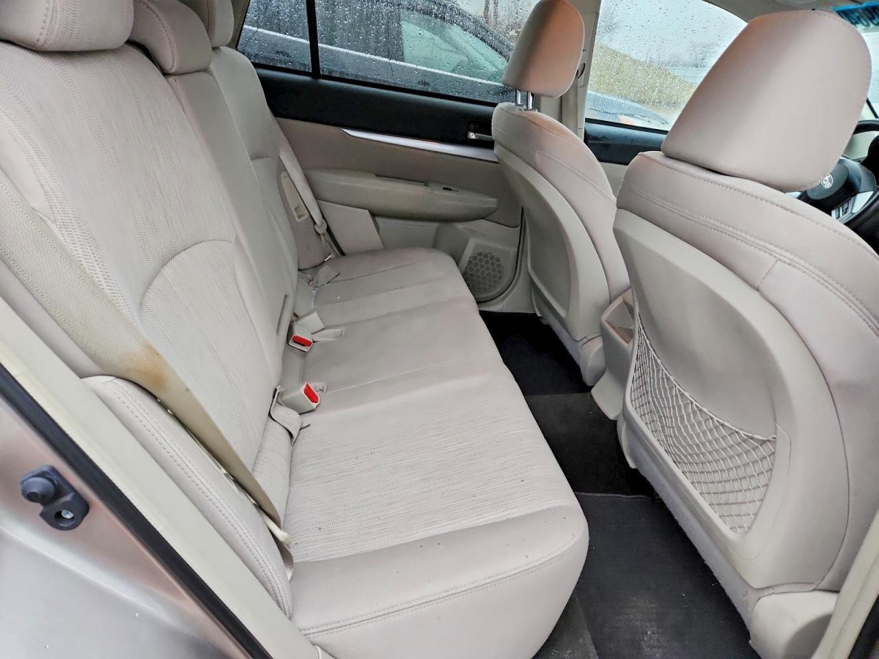 2014 Subaru Outback 2.5I Premium - zdjęcie 11