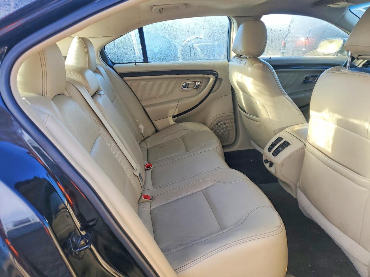 2013 Ford Taurus Limited - zdjęcie 10