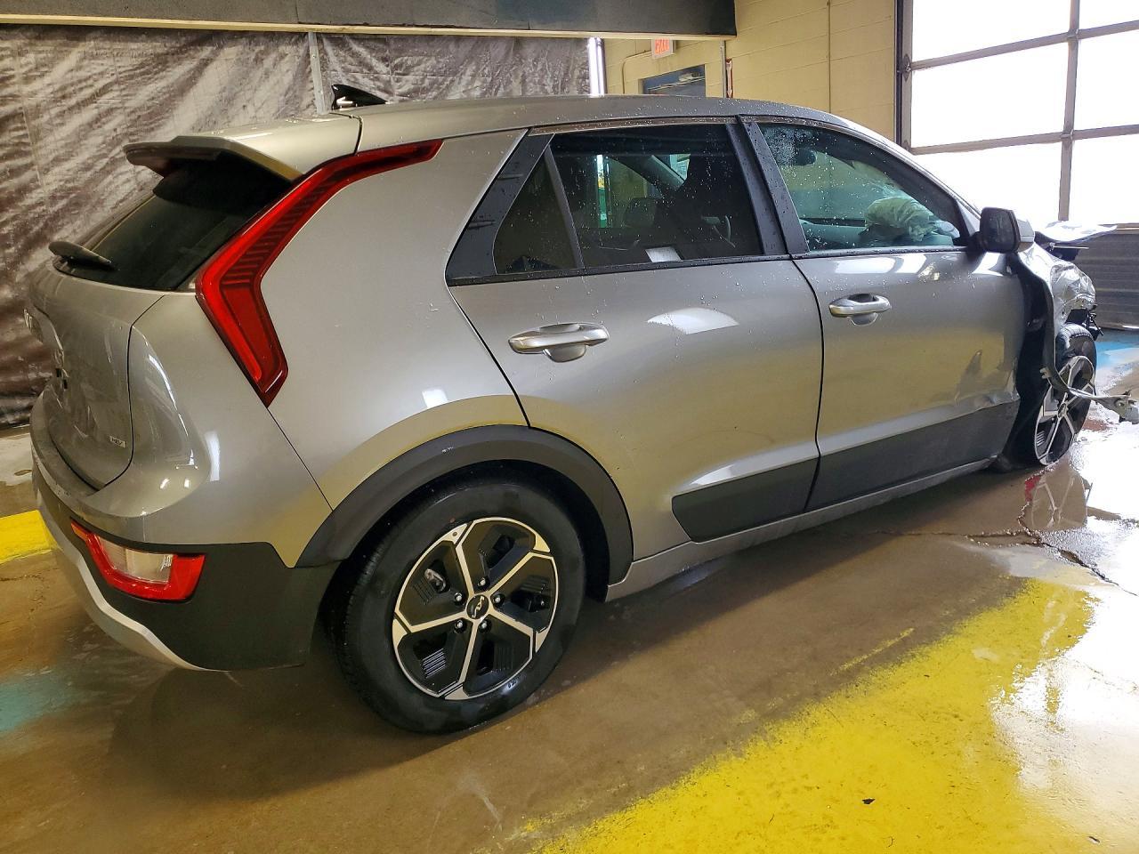 2026 Kia Niro Lx - zdjęcie 3