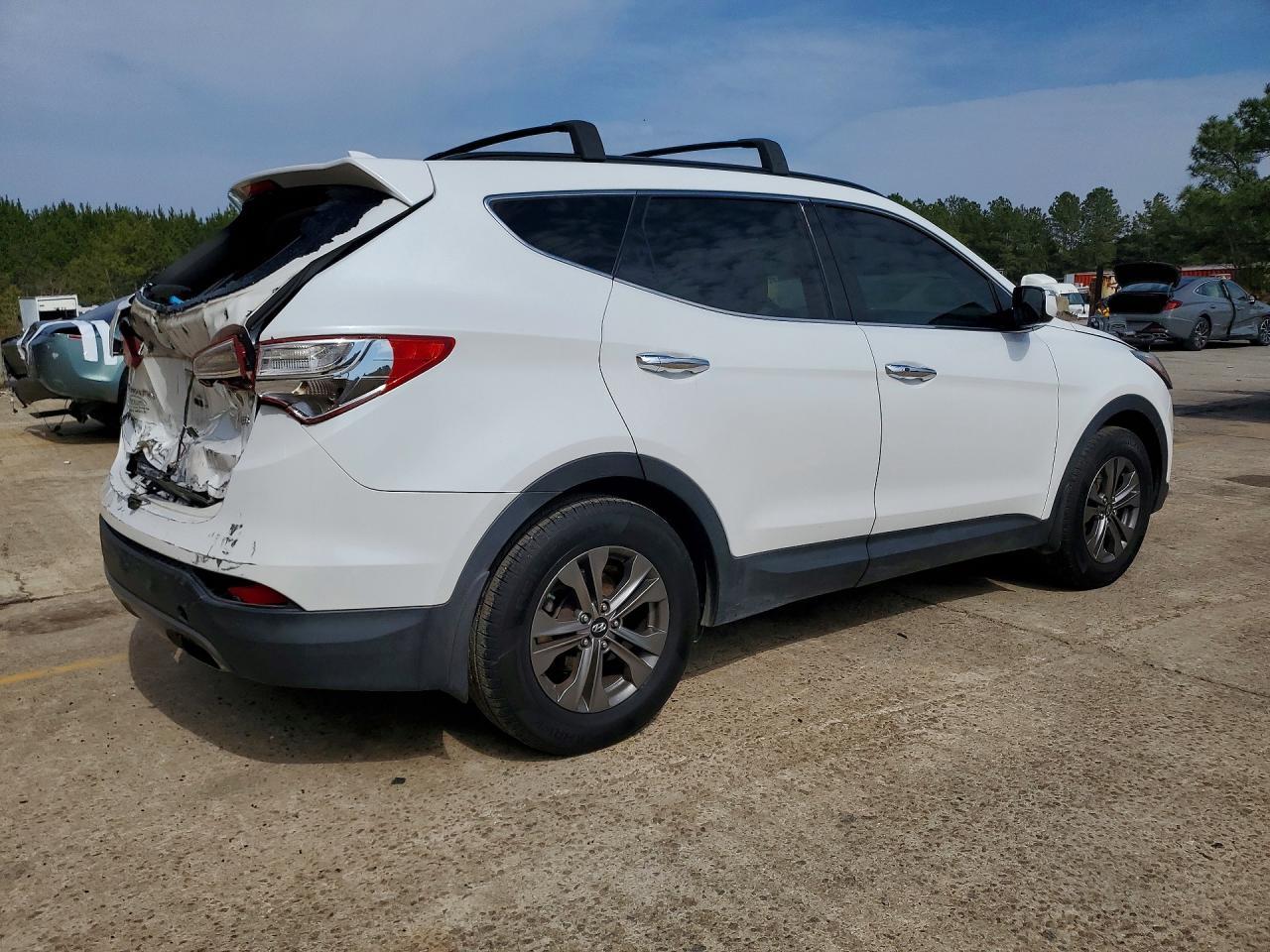 2016 Hyundai Santa Fe Sport 2.4L - zdjęcie 3