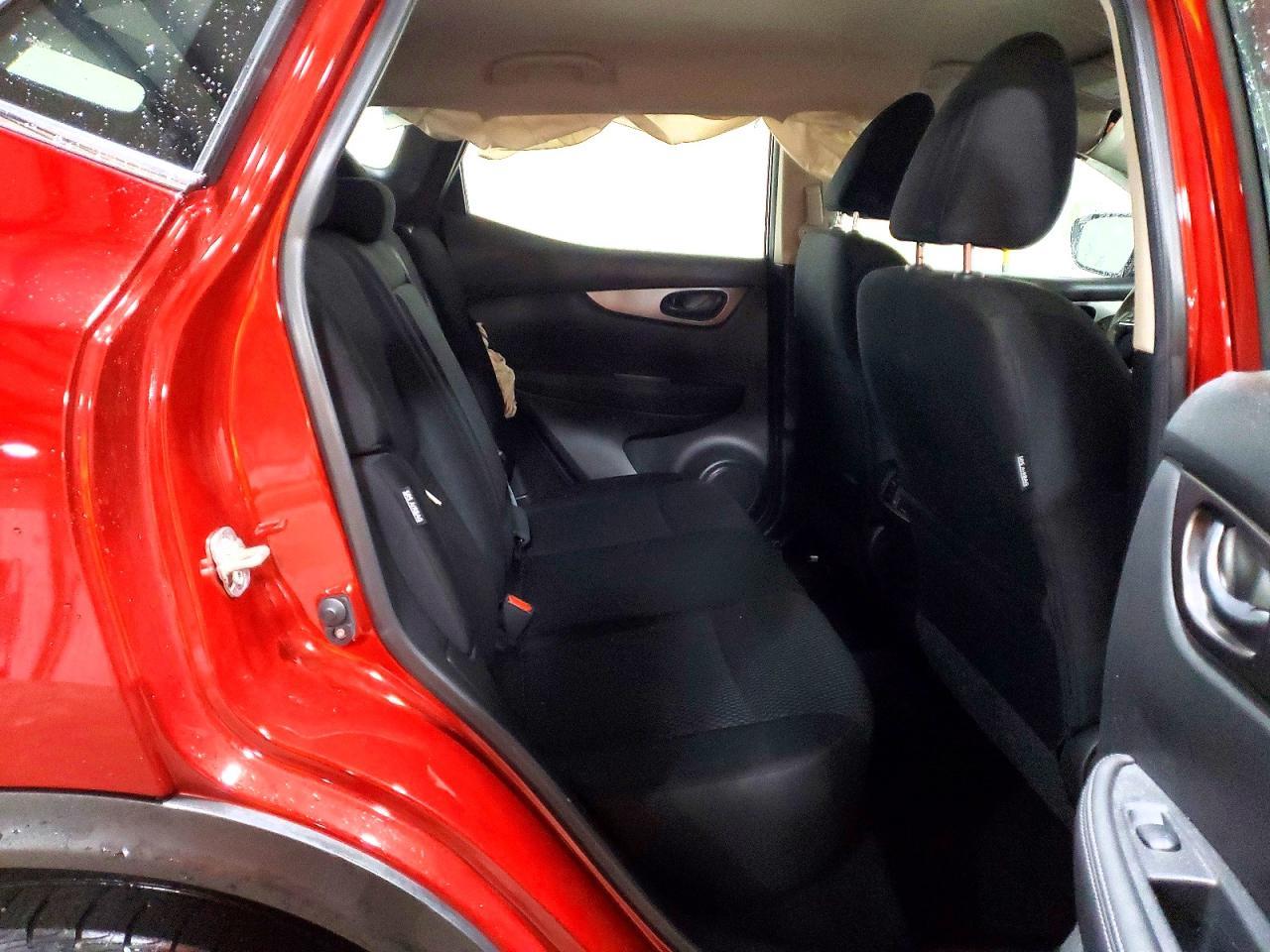 2020 Nissan Rogue Sport S - zdjęcie 11