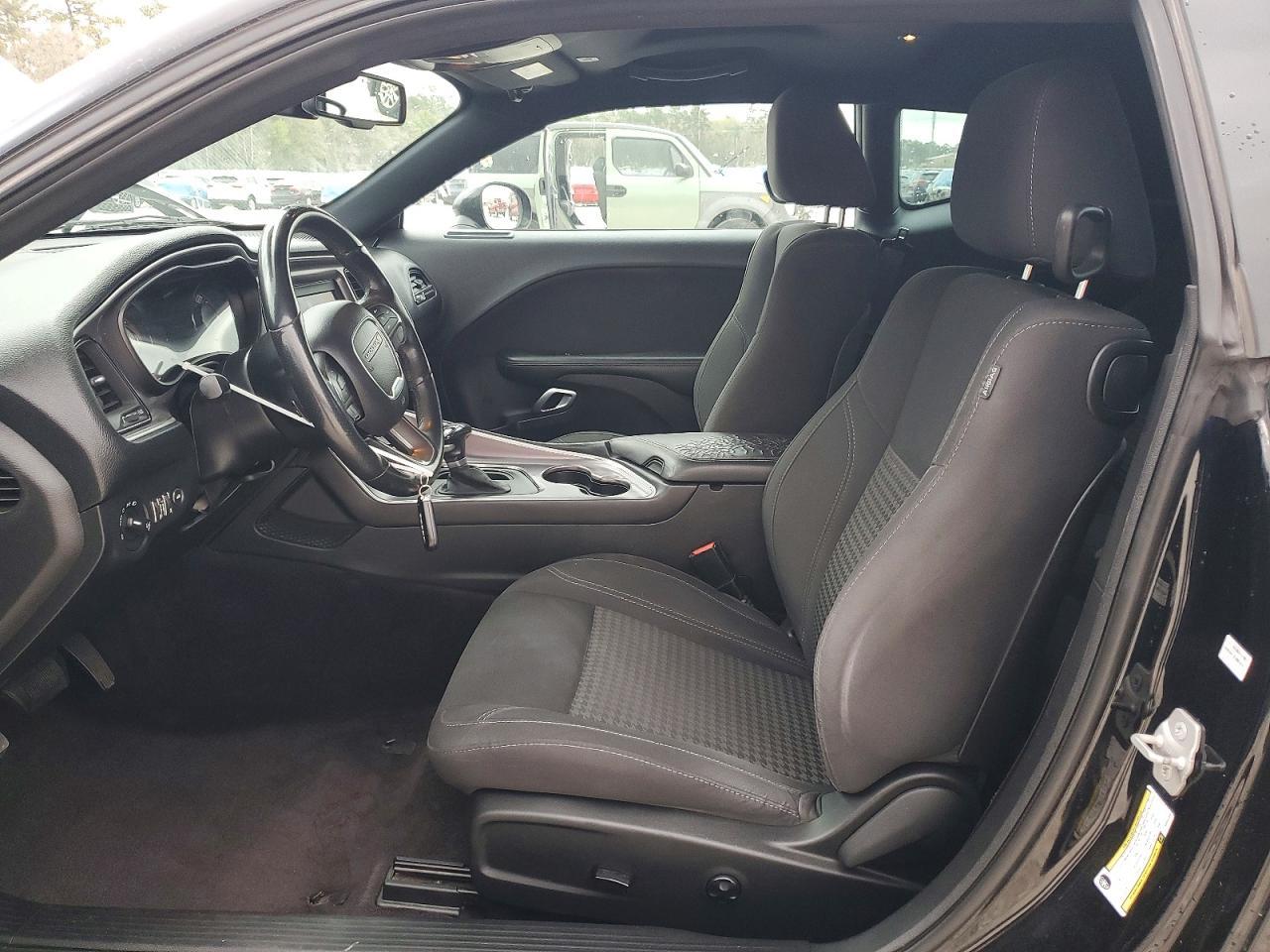 2019 Dodge Challenger Sxt - zdjęcie 7