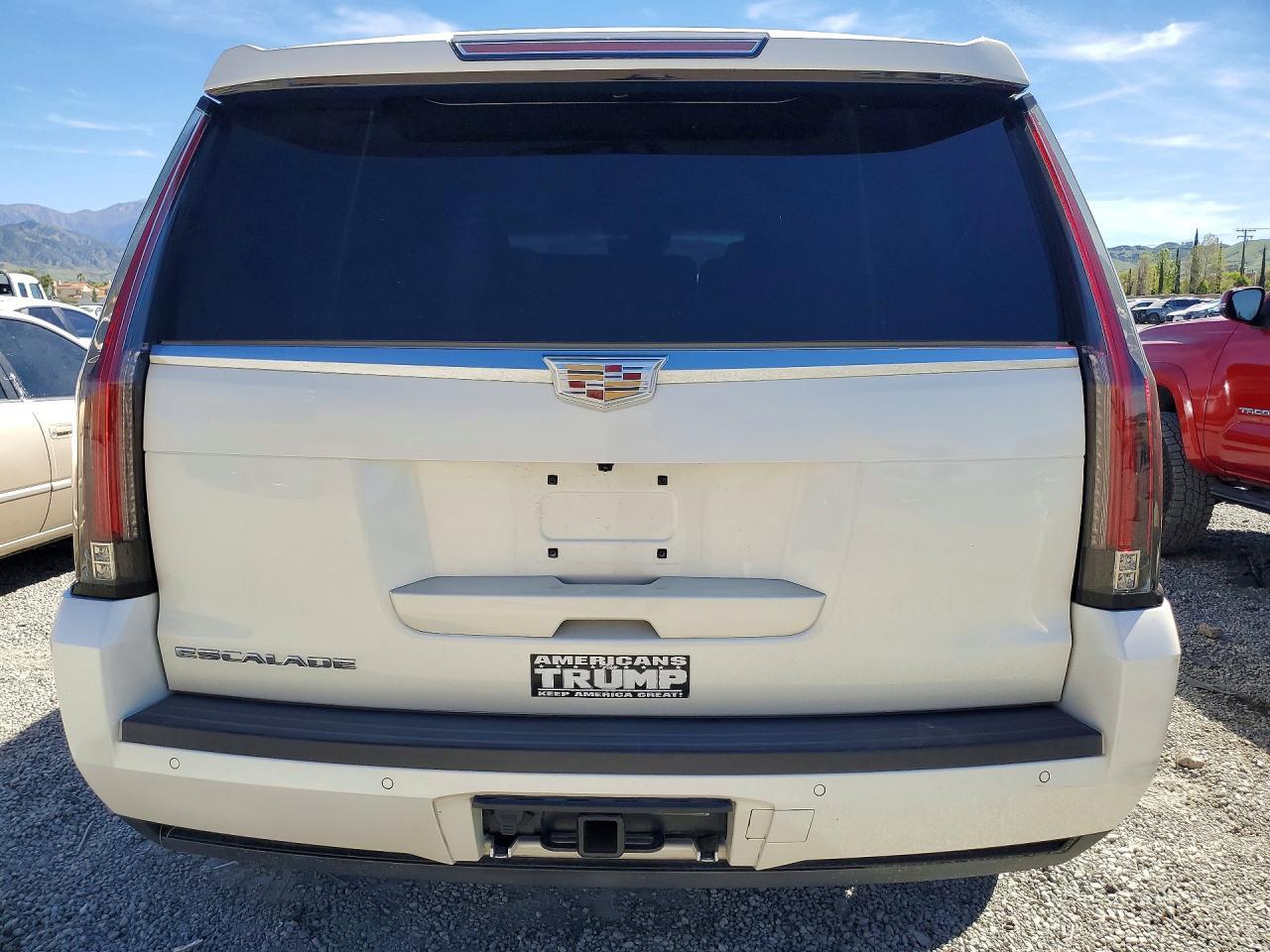 2015 Cadillac Escalade Premium - zdjęcie 6