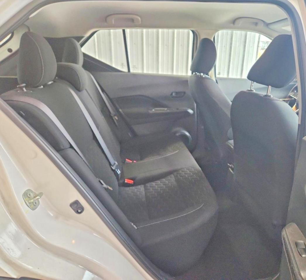 2022 Nissan Kicks S - zdjęcie 11