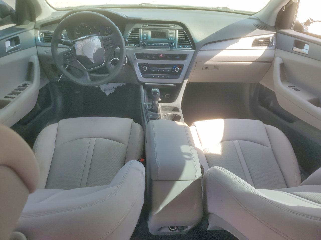 2017 Hyundai Sonata Base - zdjęcie 8