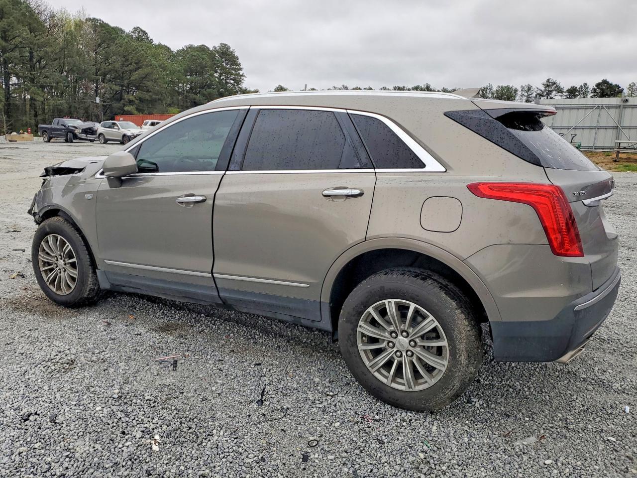 2018 Cadillac Xt5 Luxury - zdjęcie 2
