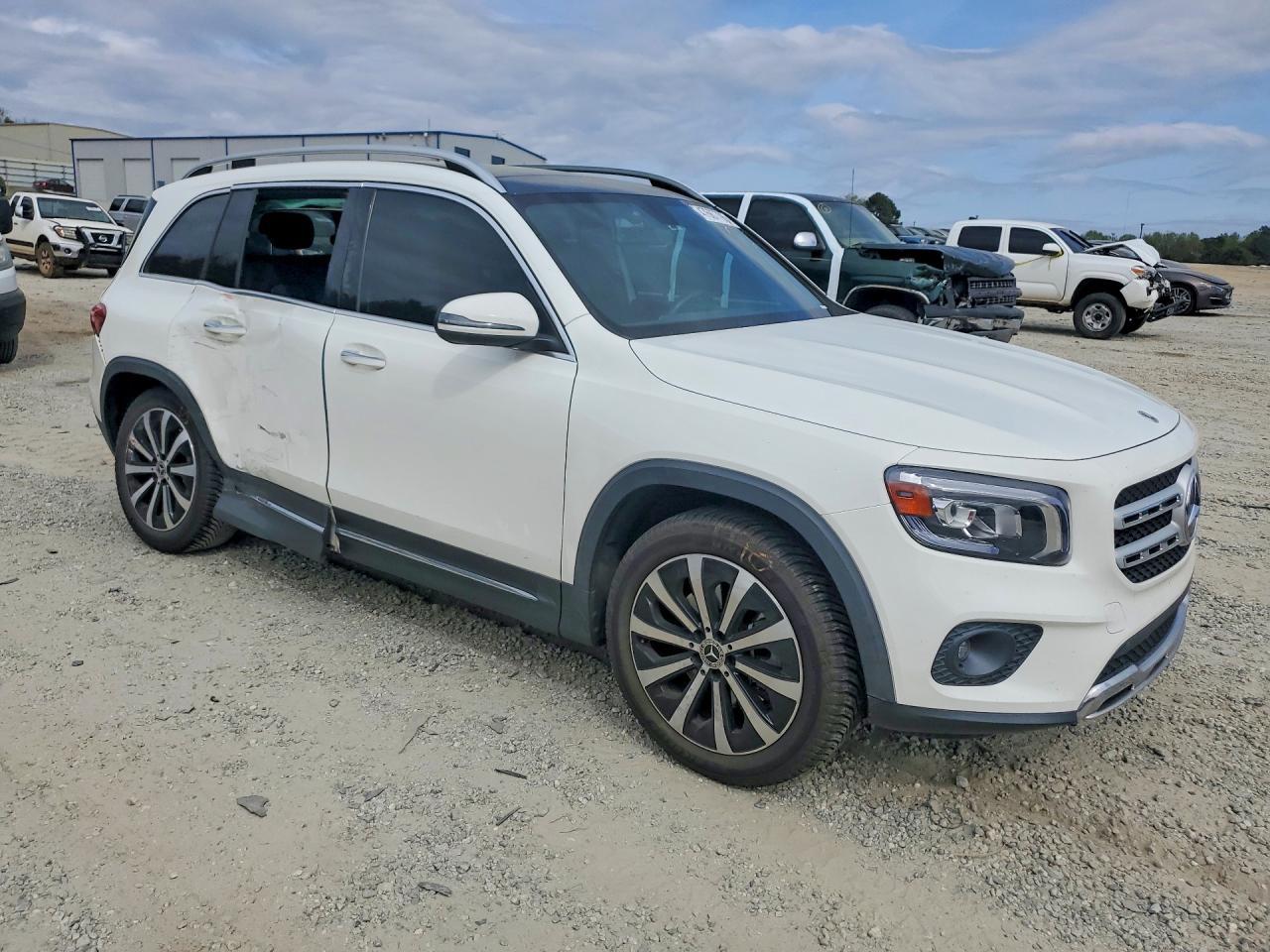 2021 Mercedes-Benz Glb 250 - zdjęcie 4