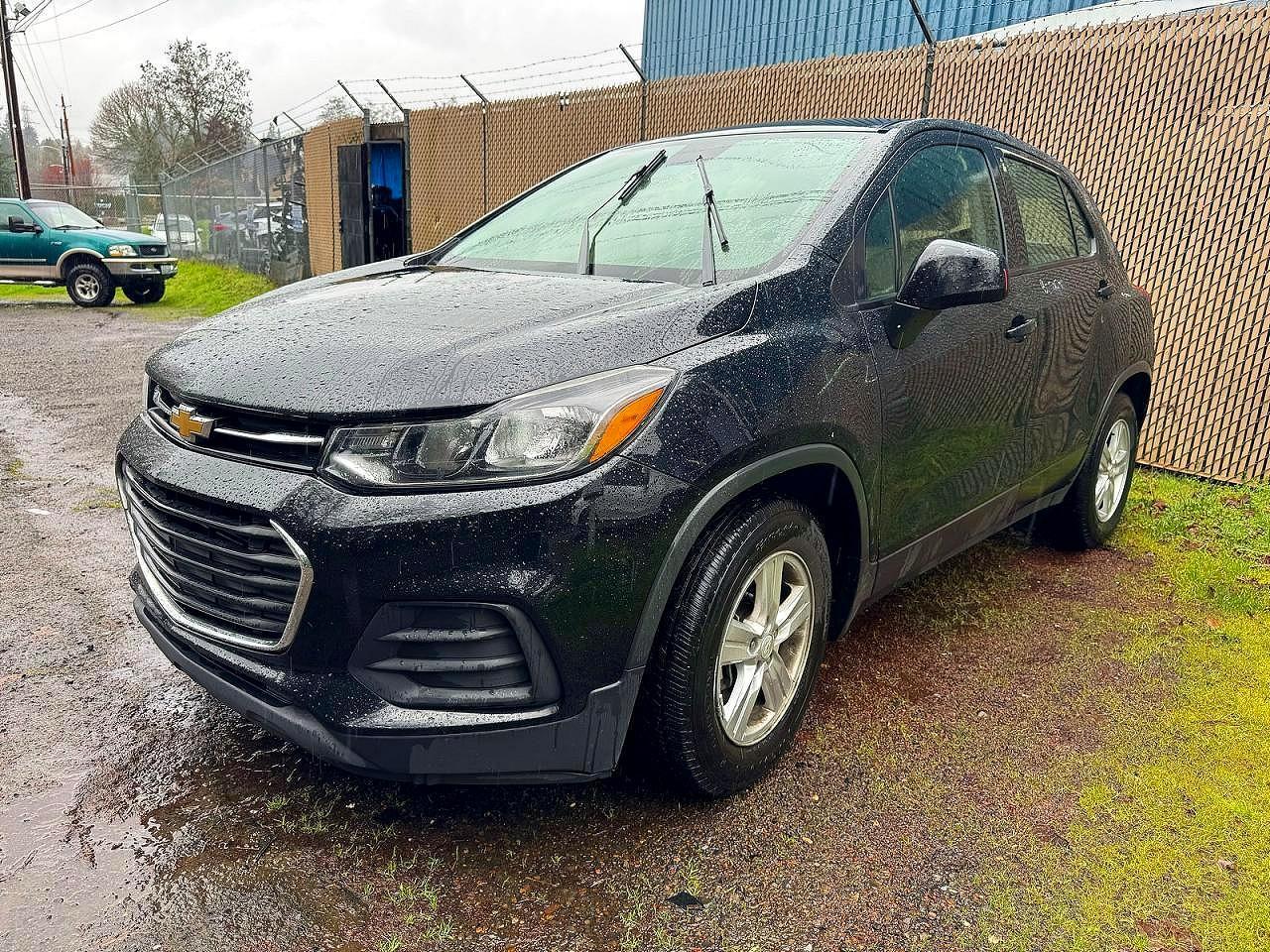 2020 Chevrolet Trax Ls - zdjęcie 2