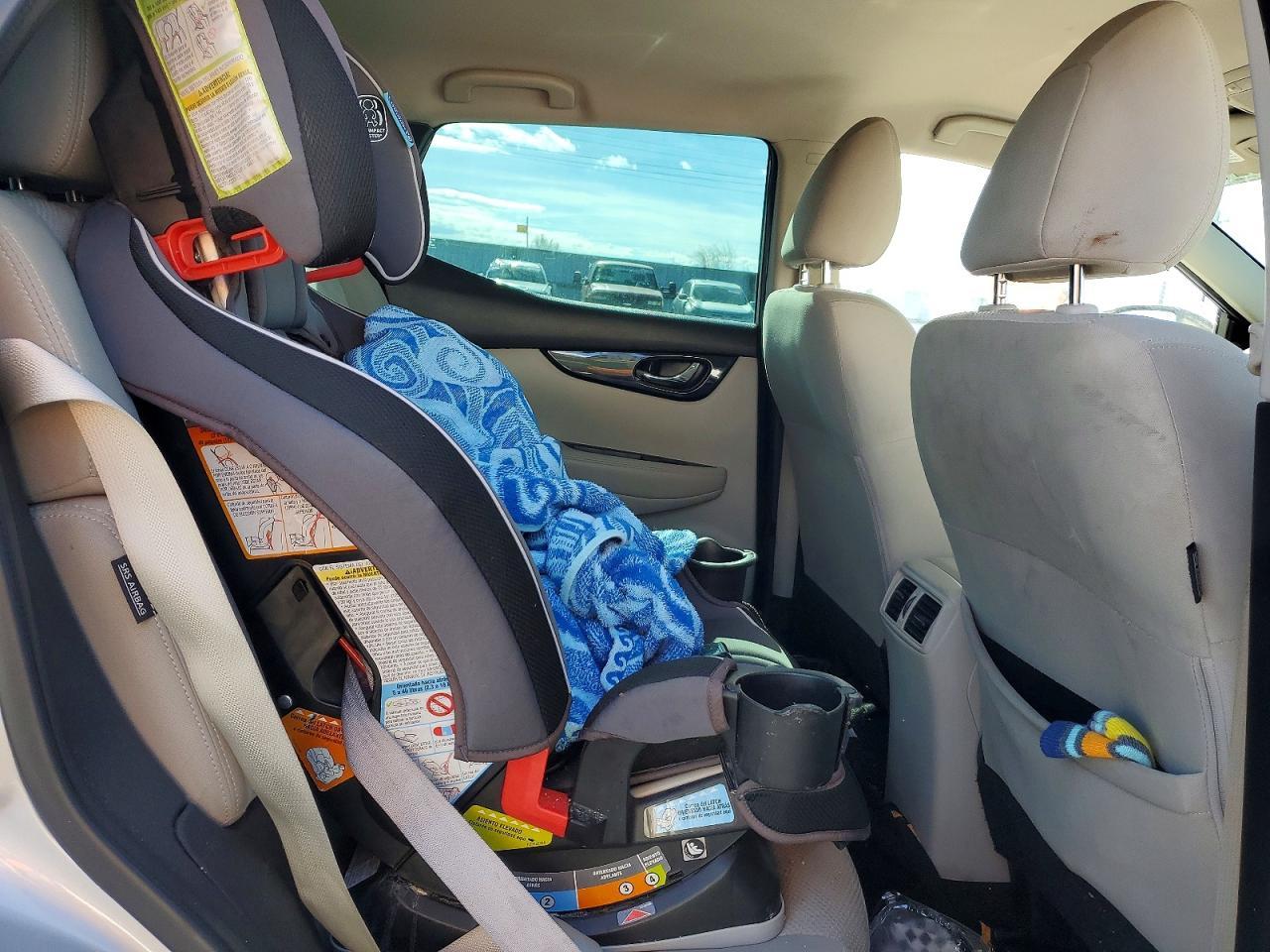 2020 Nissan Rogue Sport Sv - zdjęcie 11