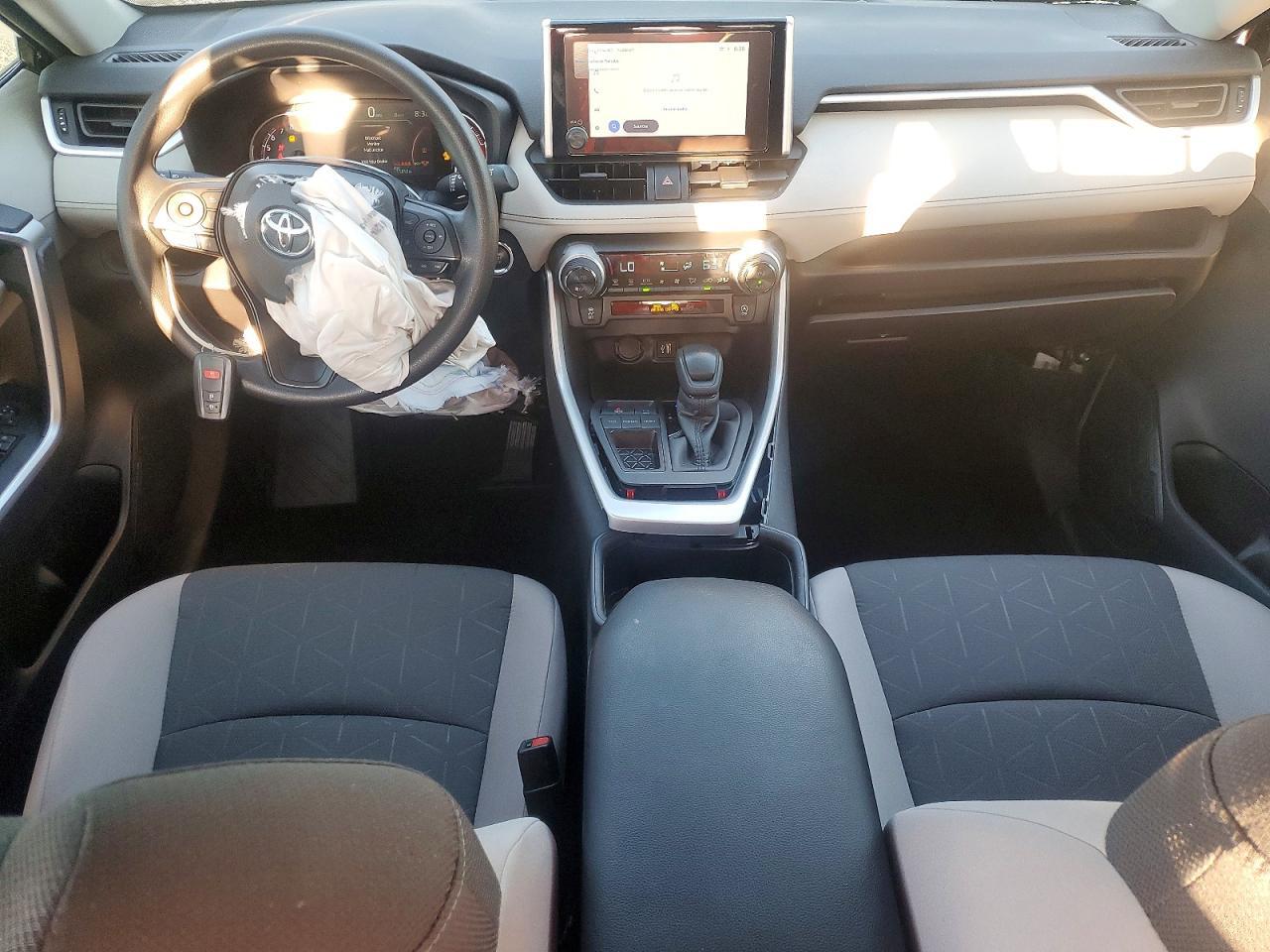 2025 Toyota Rav4 Xle - zdjęcie 8