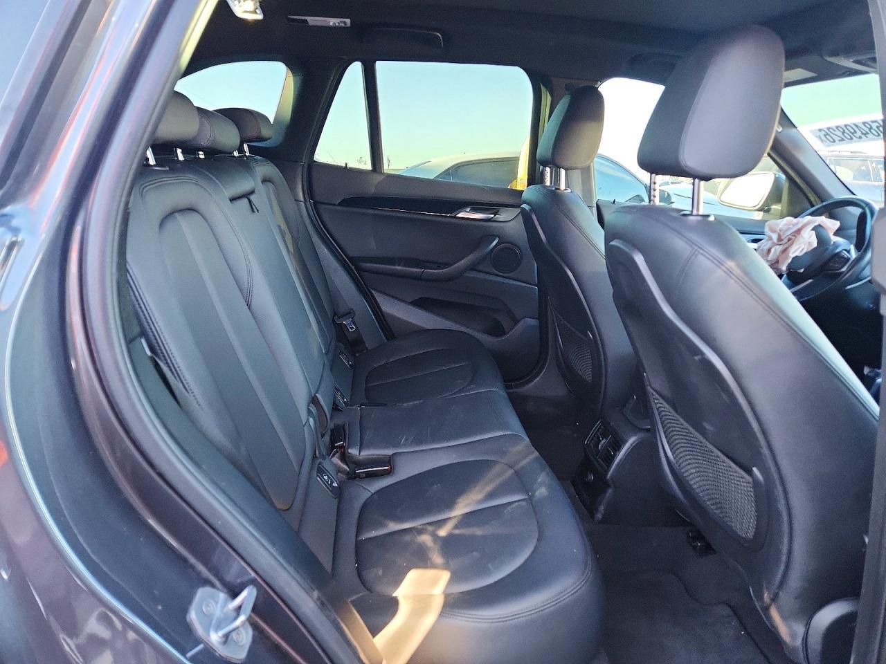 2017 BMW X1 xDrive28I - zdjęcie 11