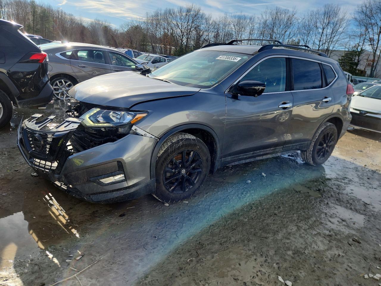2018 Nissan Rogue Sv - zdjęcie główne