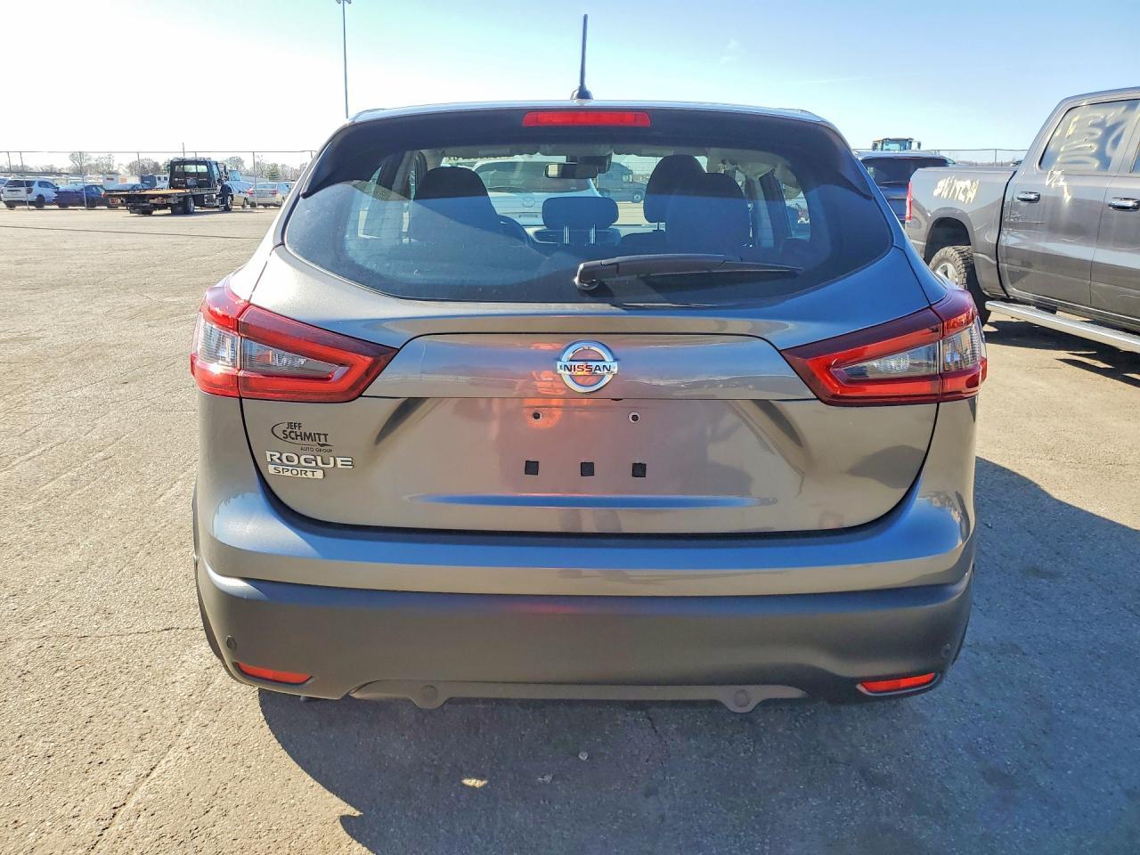 2021 Nissan Rogue Sport S - zdjęcie 6