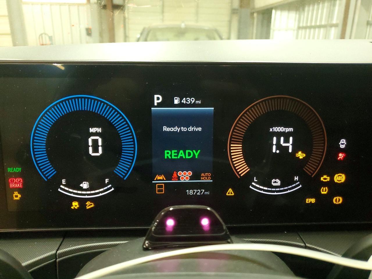 2025 Hyundai Santa Fe Hybrid Sel - zdjęcie 9