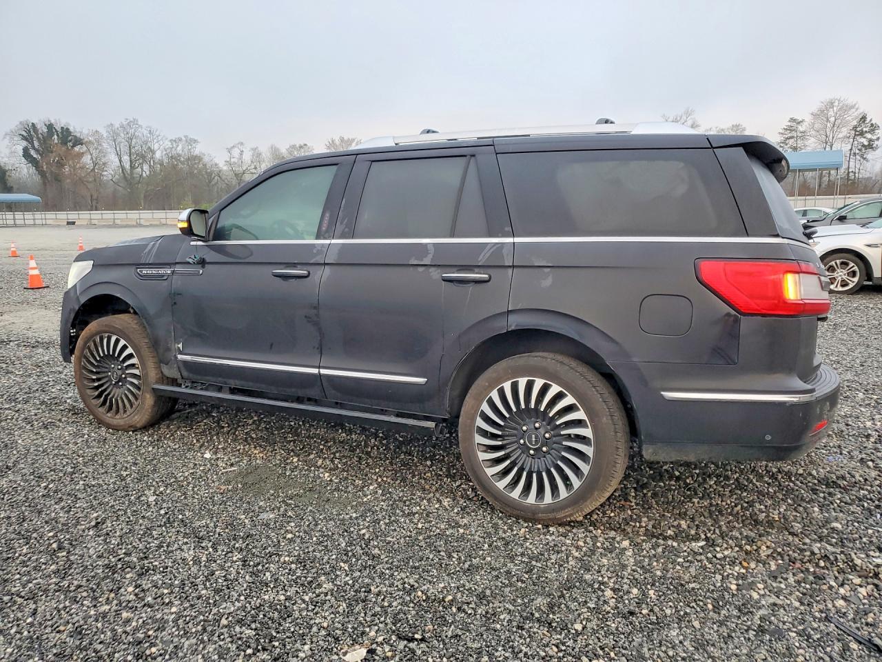 2020 Lincoln Navigator Black Label - zdjęcie 2
