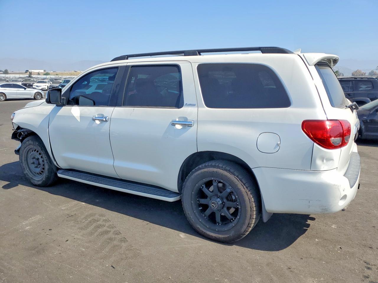 2013 Toyota Sequoia Platinum - zdjęcie 2