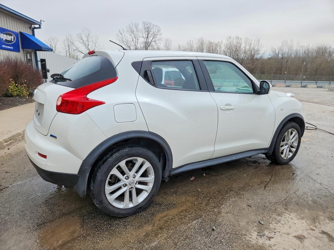 2013 Nissan Juke S - zdjęcie 3