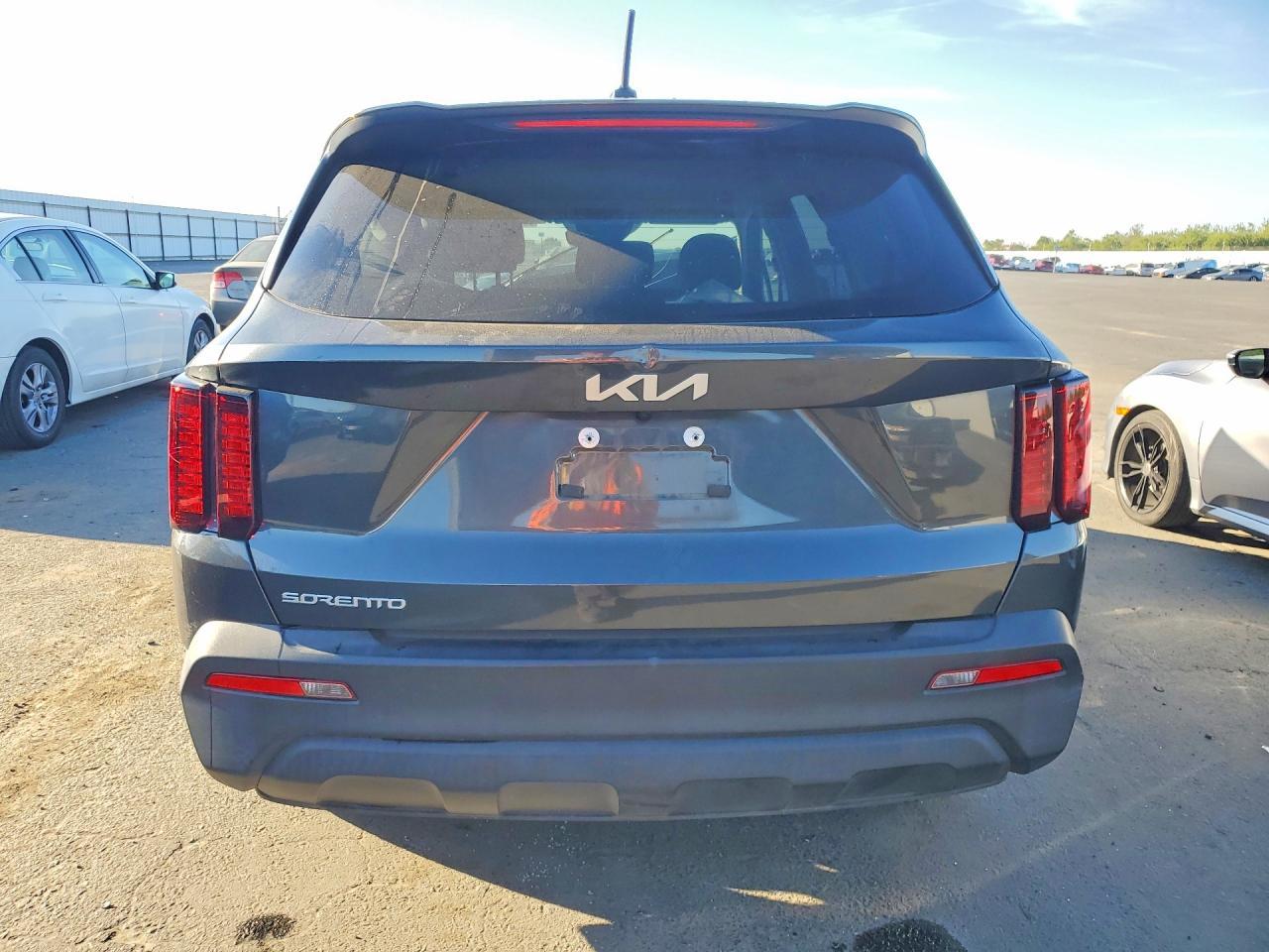 2023 Kia Sorento Lx - zdjęcie 6