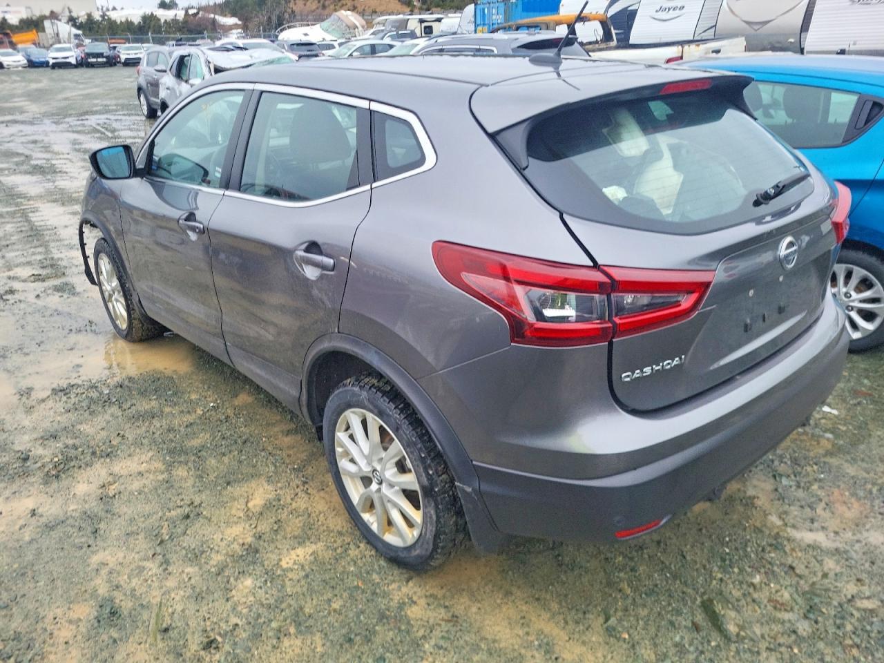 2020 Nissan Rogue Sport S - zdjęcie 2