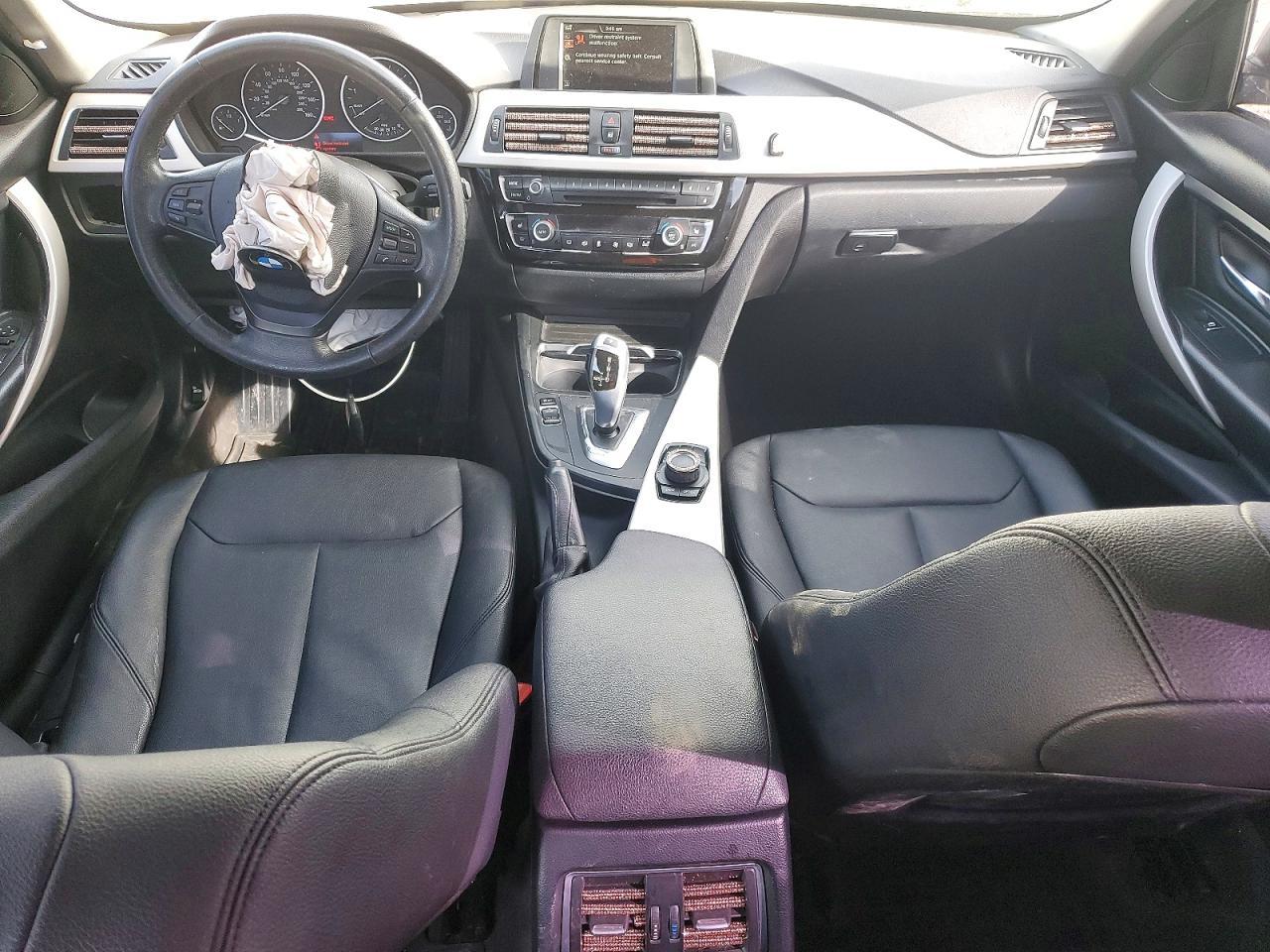 2016 BMW 320 Xi - zdjęcie 8