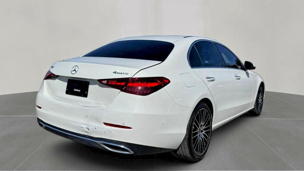 2022 Mercedes-Benz C 300 4Matic - zdjęcie 4