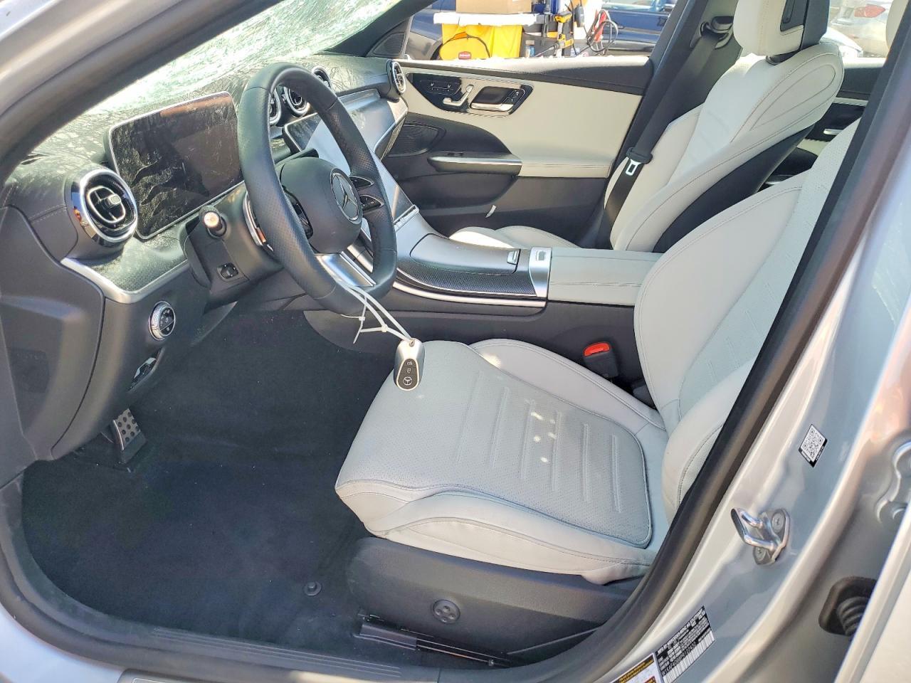 2023 Mercedes-Benz C 300 - zdjęcie 7
