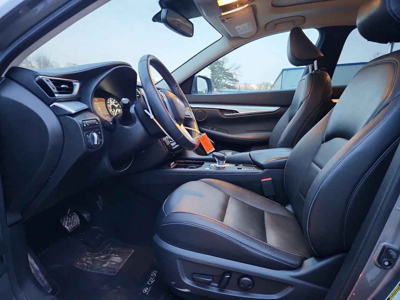 2021 Infiniti Qx50 Luxe - zdjęcie 7