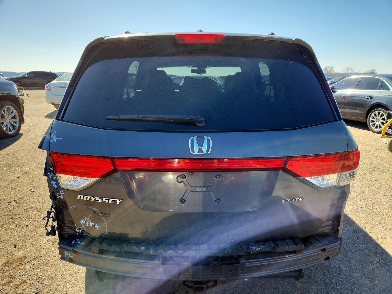 2014 Honda Odyssey Touring - zdjęcie 6
