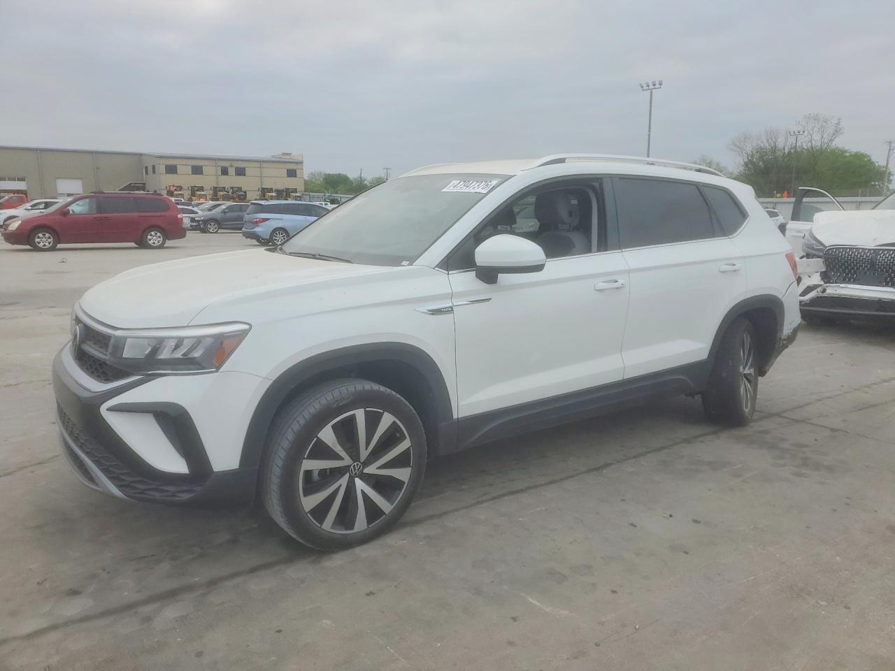 2024 Volkswagen Taos Se - zdjęcie główne