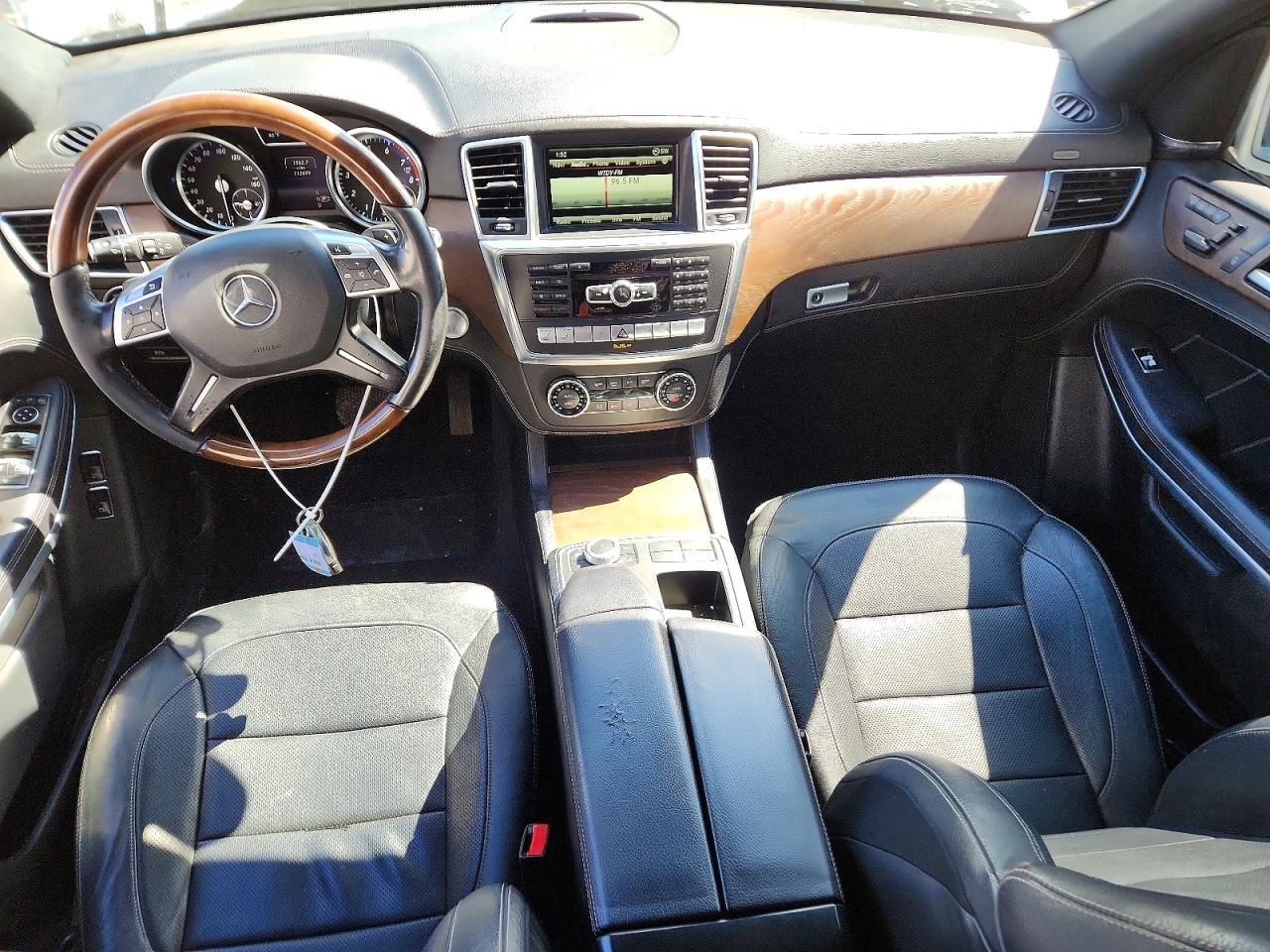 2015 Mercedes-Benz Gl 550 4Matic - zdjęcie 8