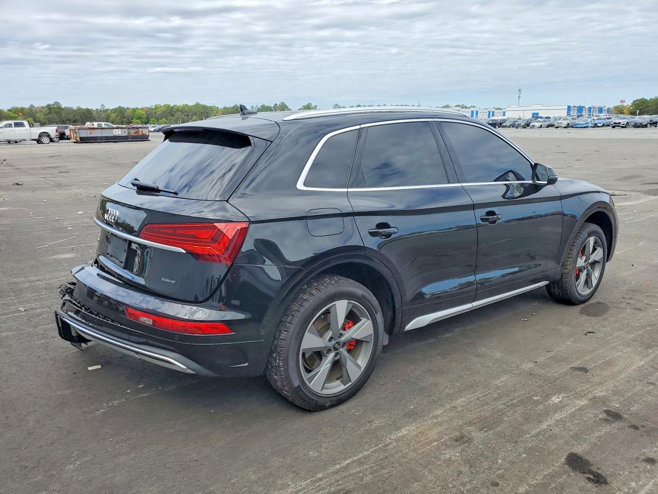 2024 Audi Q5 Prestige 40 - zdjęcie 3